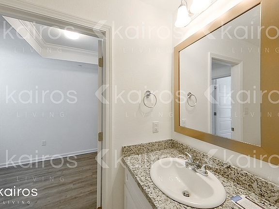 5th image of 11401 Camden Court Cir