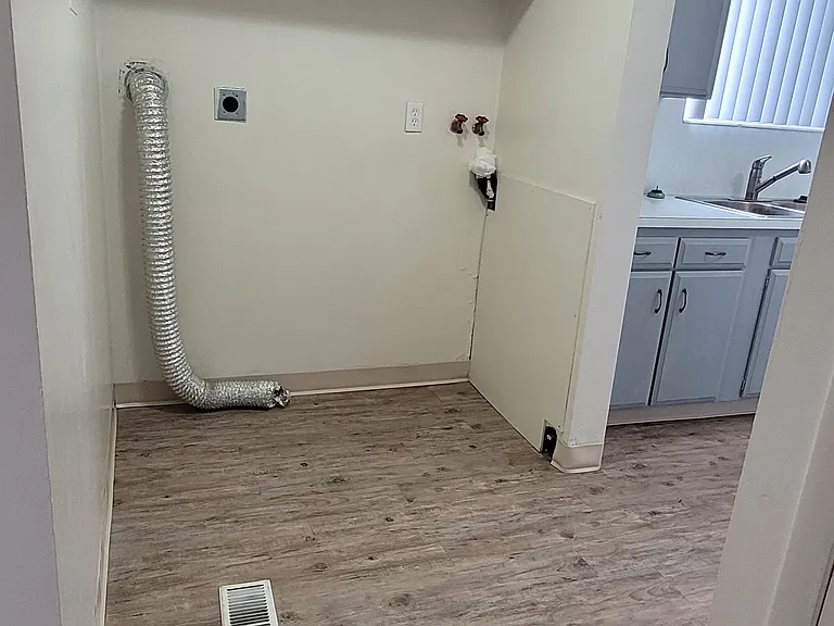 320 Ashland Dr — Photo 13