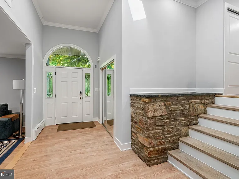 901 Dale Rd — Photo 12