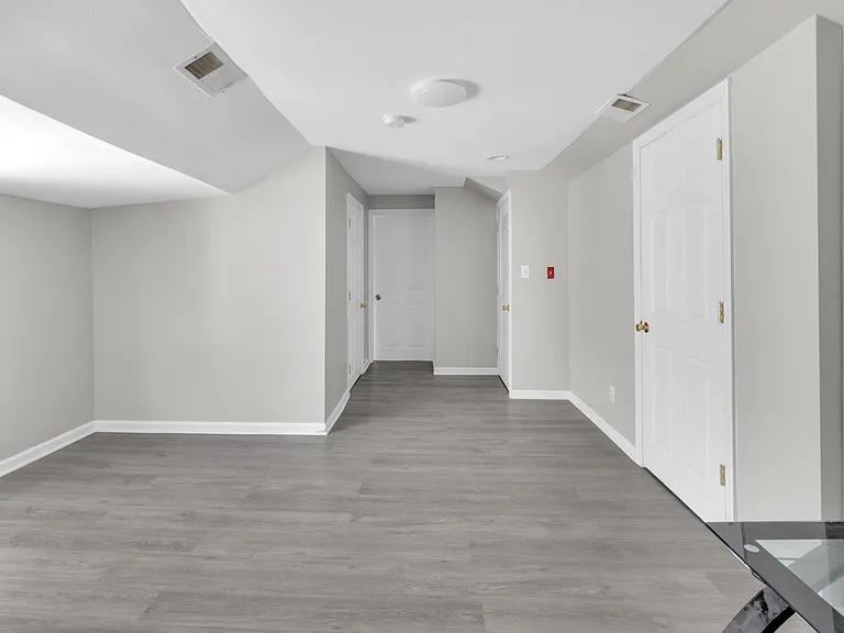110 S Devine St #2 — Photo 10