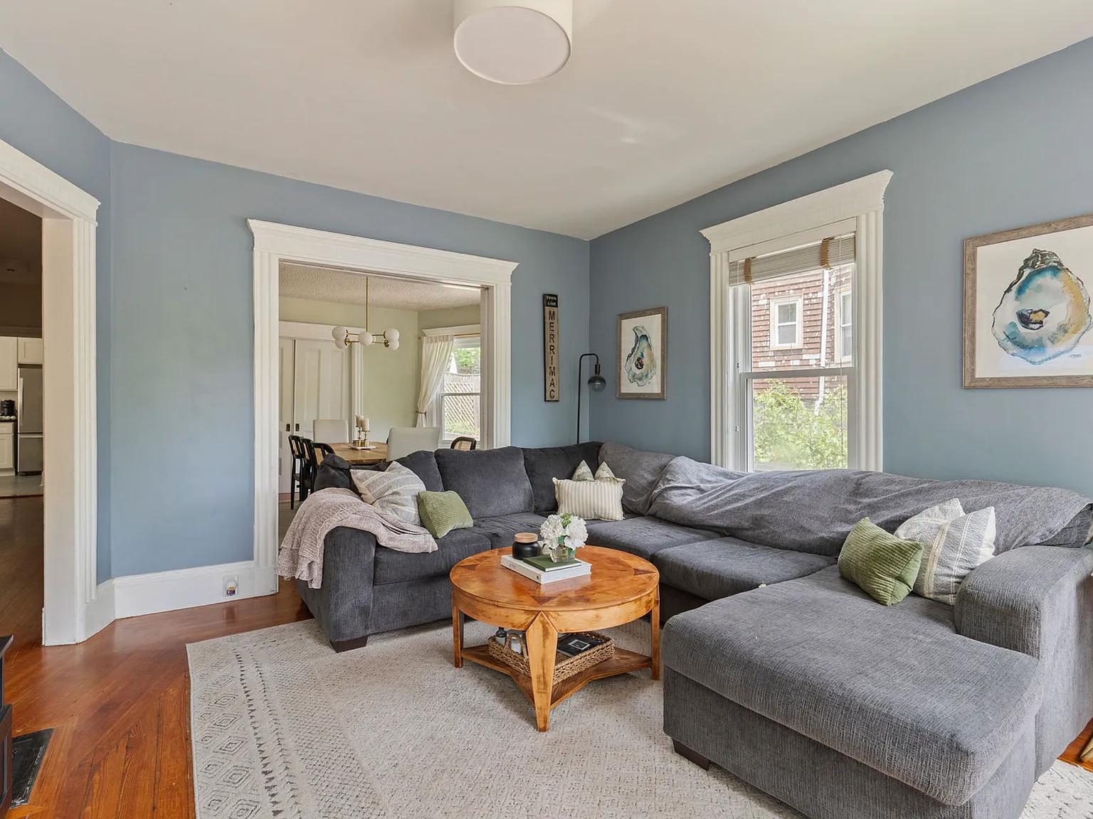 4 bed, 1.5 bath, 1603 sqft, $4,000 — Photo 2