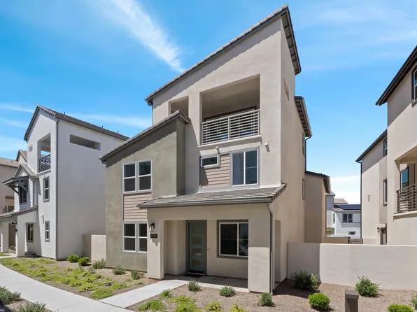 27322 Bear Paw Ln, Valencia, CA 91355