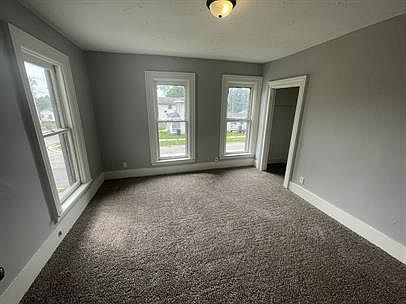 2nd image of 203 N Washington St APT 3