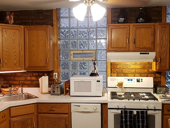 5th image of 1436 N Paulina St Basement Bf