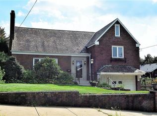 106 E James St, Homestead, PA 15120