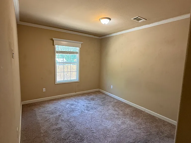 320 Mill St #101 — Photo 12