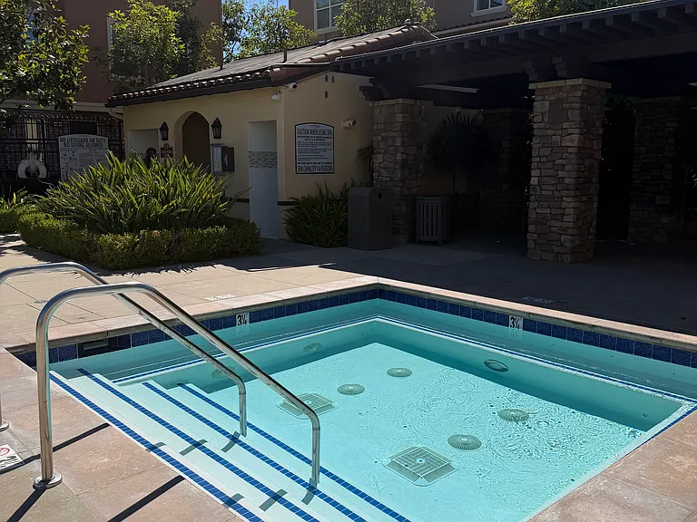 12 Wesley Way — Photo 18