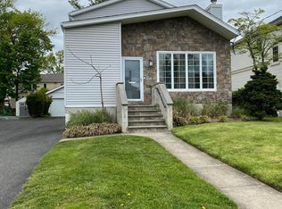4 Royal Pl, Long Branch, NJ