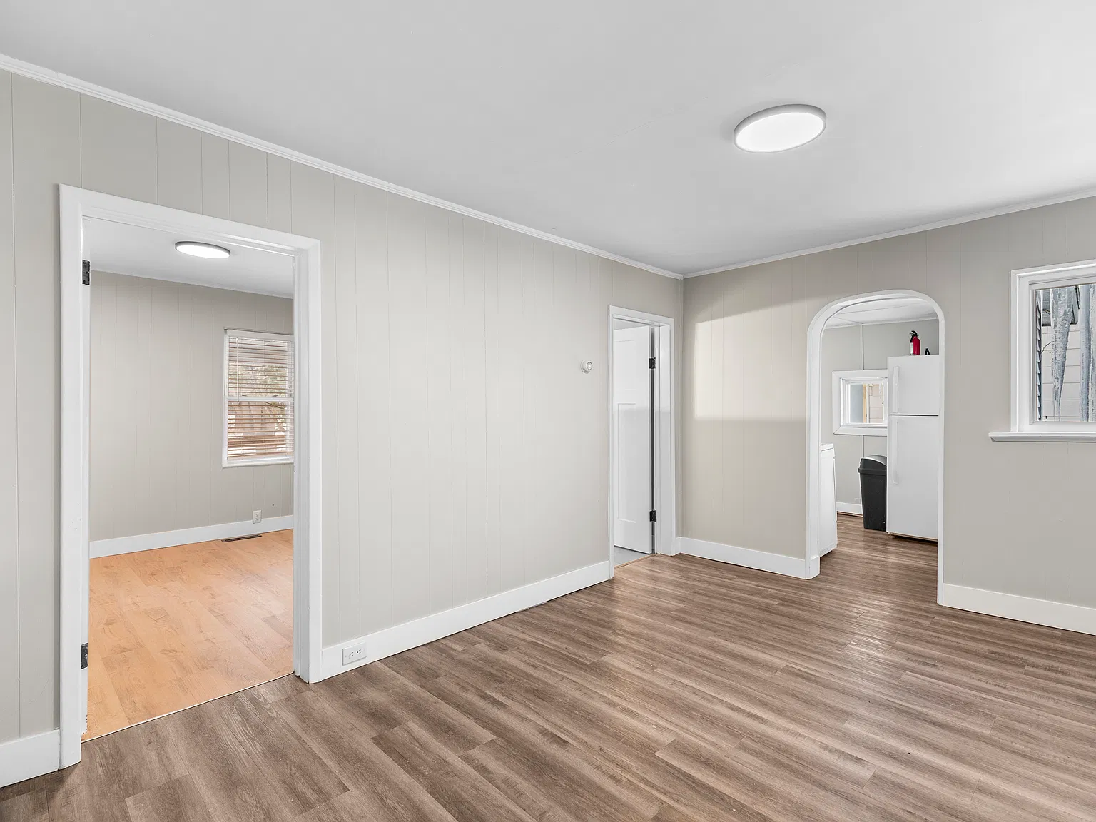 4 bed, 1300 sqft, $1,550 — Photo 2