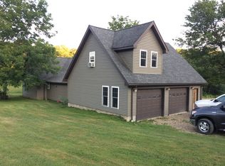 1907 Old State Rd, Venus, PA 16364