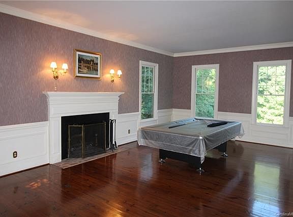4th image of 328 W Glen Eagles Rd