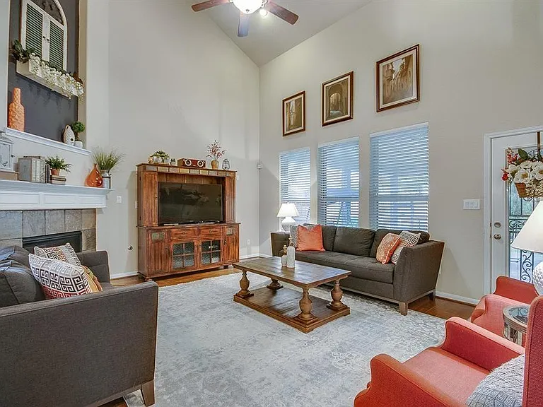 17503 Fechser Ln — Photo 13