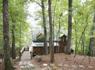 312 Longview Dr, Hamilton, GA 31811