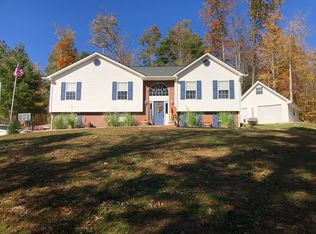 455 Chance Private Dr, Oneida, TN 37841