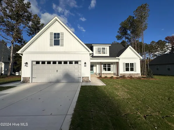 8 N Rowsham Place, Smithfield, NC 27577