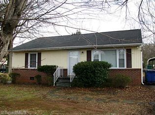 5547 Windy Hill Dr, Winston Salem, NC 27105