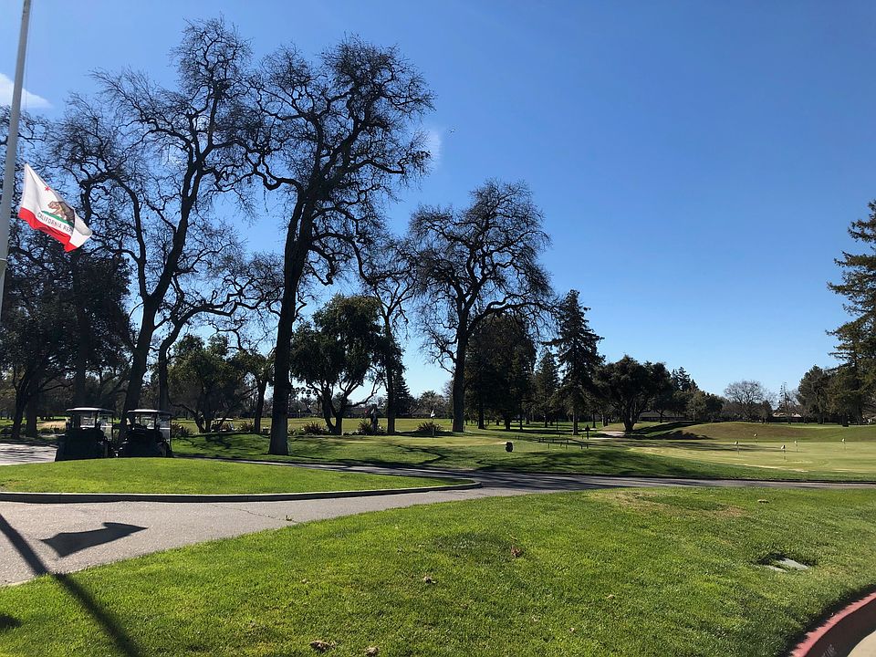 1st image of 26957 E El Macero Dr