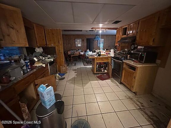 4th image of 434 Barcelona Rd SE