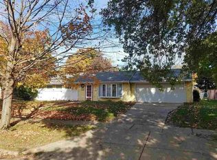 4108 Buckingham Dr, Rockford, IL 61107