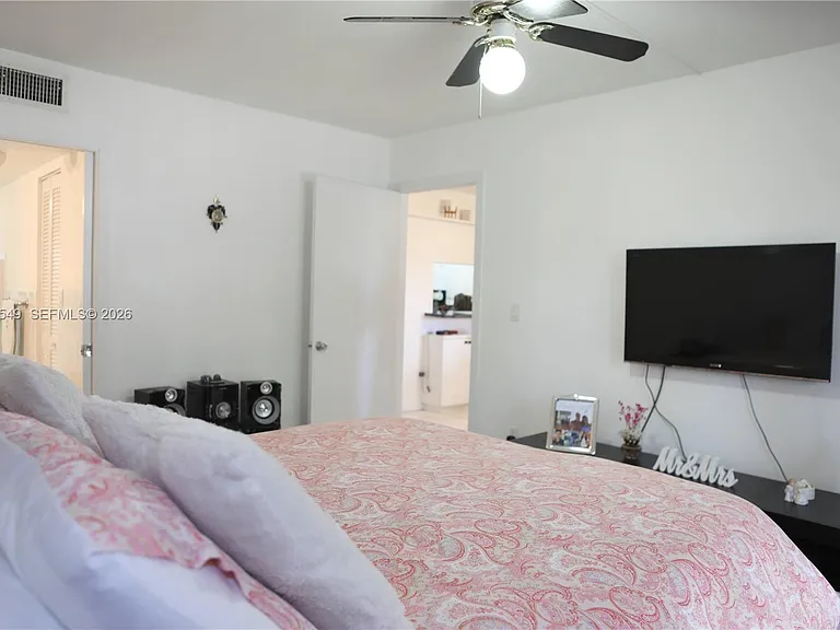 55 Ocean Lane Dr #3030 — Photo 10
