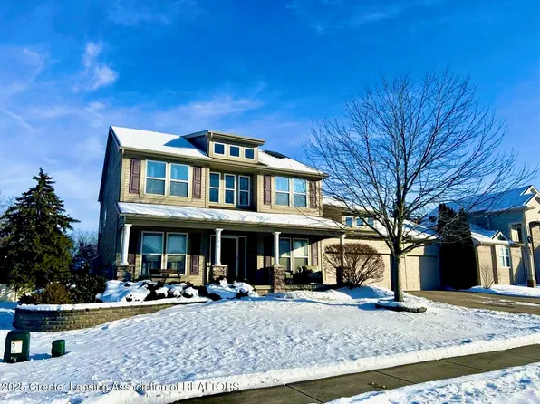 10670 Corkery Ln, Grand Ledge, MI 48837