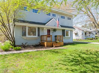 18835 W Circle Ct, Grayslake, IL 60030