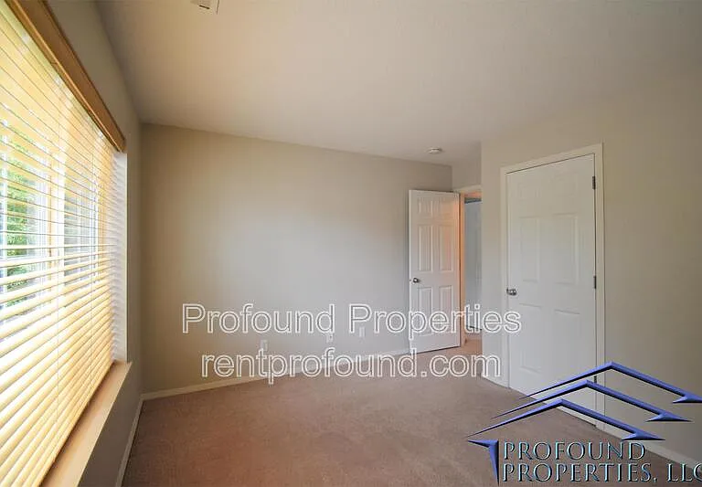 6055 SW 208th Pl — Photo 12