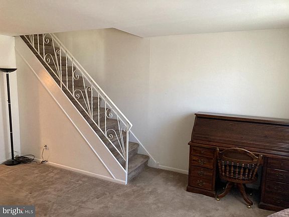 2nd image of 8665 Jackson St