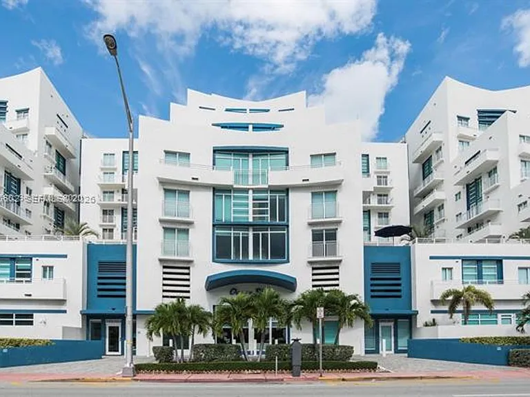 7600 Collins Avenue Cu #712 — Photo 2