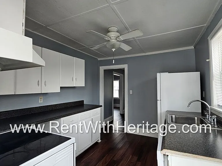 8657 Campbellton St — Photo 17