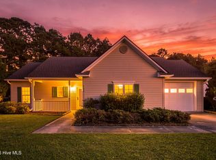 100 Willowbend Drive, Burgaw, NC 28425