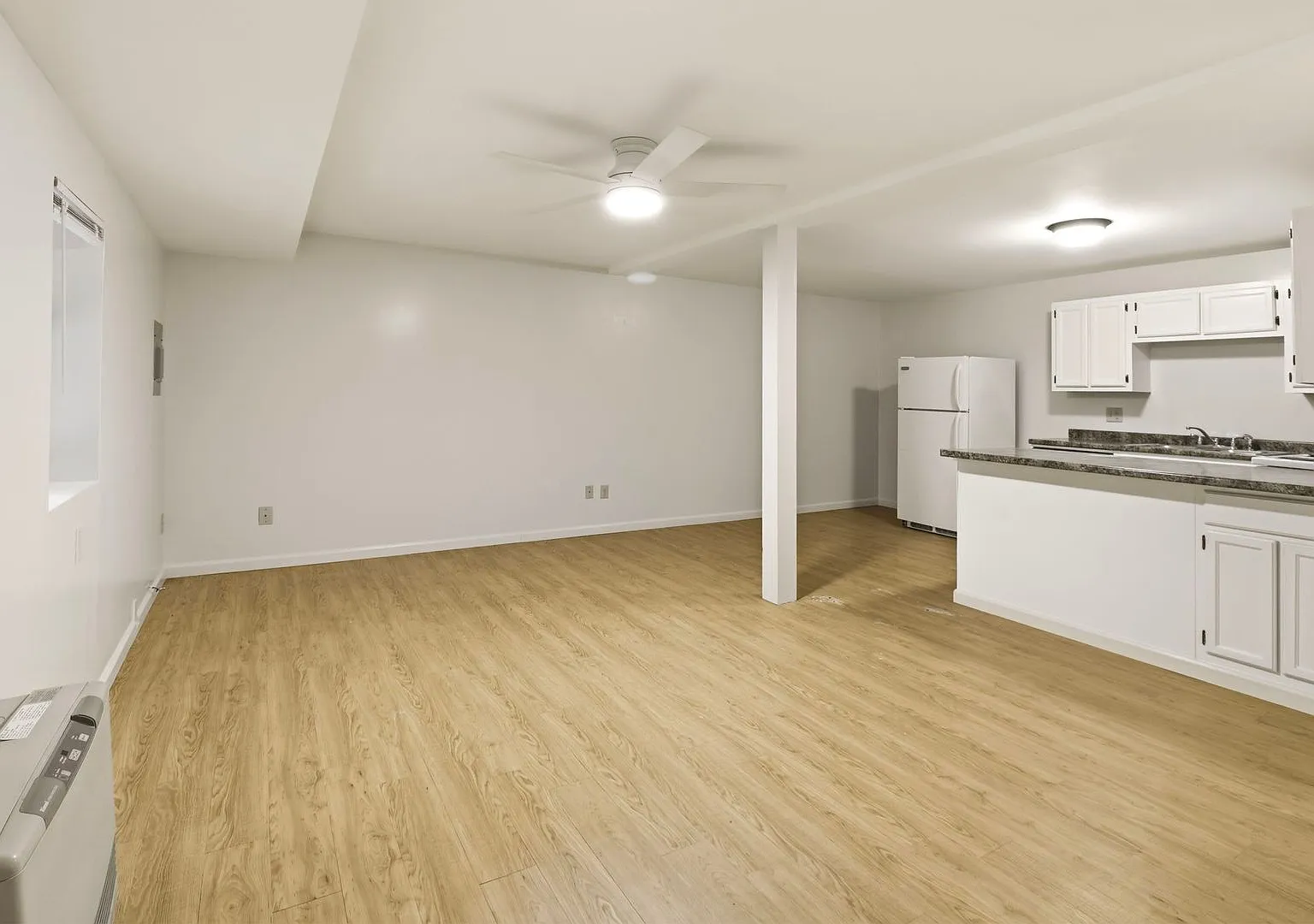 836 Mountain View — Photo 3