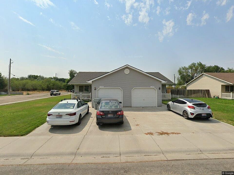 1st image of 1147 NW Nina Ct