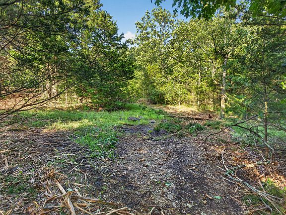 5th image of 005 Cantrell Road
