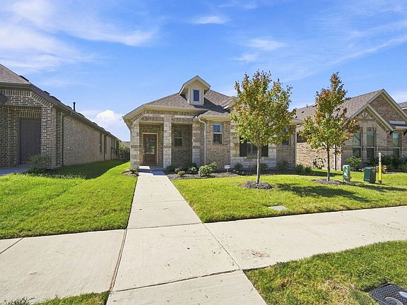 2nd image of 2838 Buttermilk Dr
