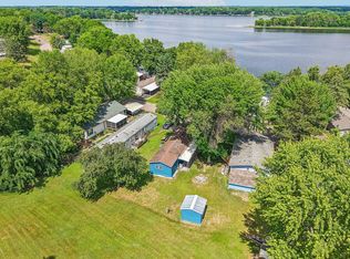 13100 318th St Trailer 131, Lindstrom, MN 55045