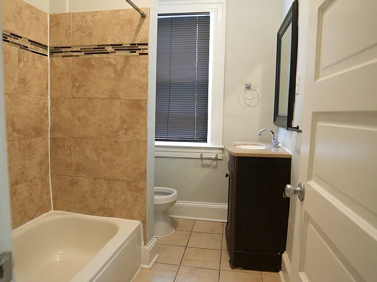 3903 Ridgewood Ave — Photo 10