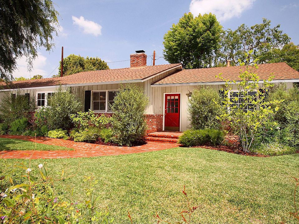 1st image of 13257 Valleyheart Dr