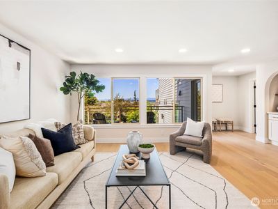 200 James Street #206, Edmonds, WA, 98020