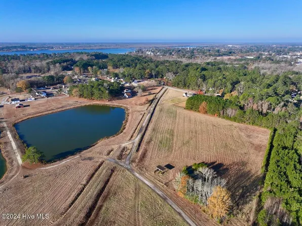 02 Smaw Road, Washington, NC 27889