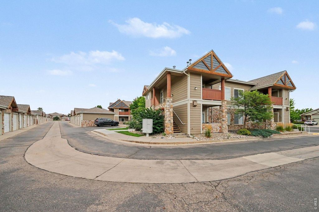 126 Beacon Way #2-H