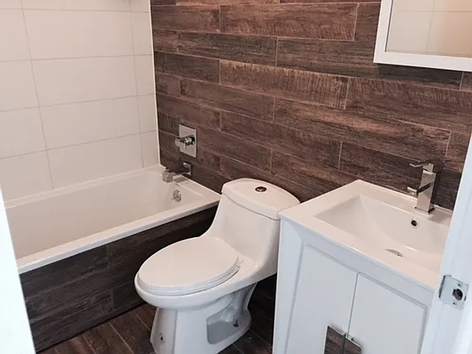 Rented by Premier Metro Realty Corp | media 54