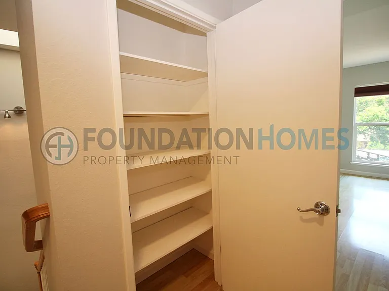11 Glen Dr — Photo 33