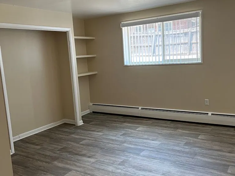 5755 W 37th Ave — Photo 2