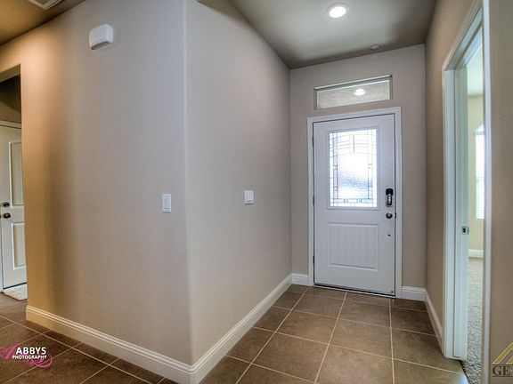 4th image of 9402 Laurelwood Ct