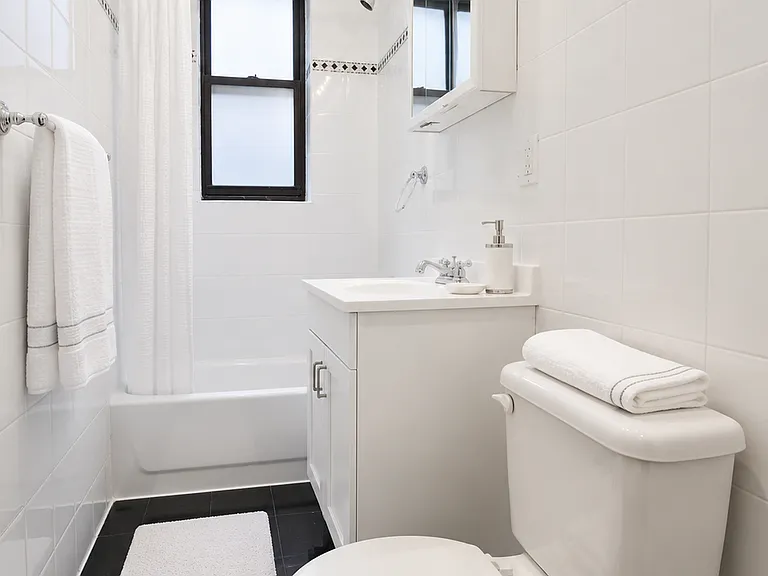 515 W 122nd St #45 — Photo 6