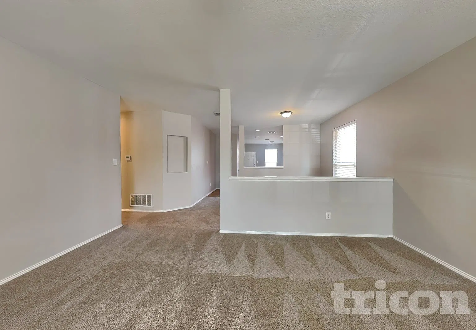 5856 Mount Plymouth Point Fort Worth TX — Photo 3