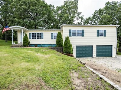 123 College St, Crocker, MO, 65452