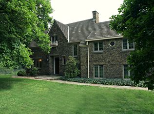 2270 William Penn Hwy, Pittsburgh, PA 15235