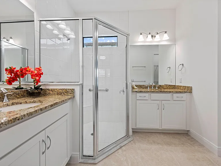 5409 Santa Rosa Ln — Photo 22